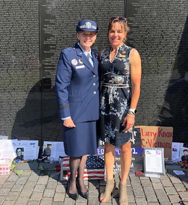 Sharon Bannister and her sister at the Vietnam Veterans Memorial.