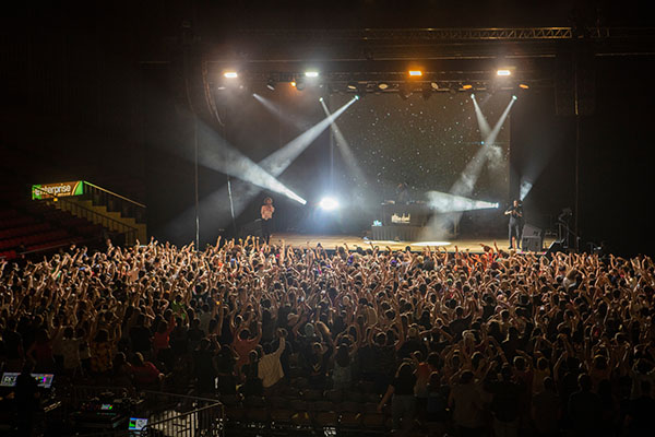 Yung Gravy performs in Millett Hall to a large crowd