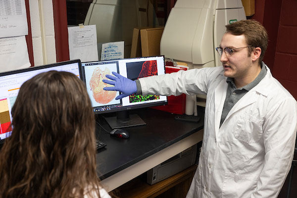 Jackson Yeager ’24, a graduate student in the Kinesiology, Nutrition, and Health program at Miami University, studies physiology and how inactivity can have an impact on overall health.